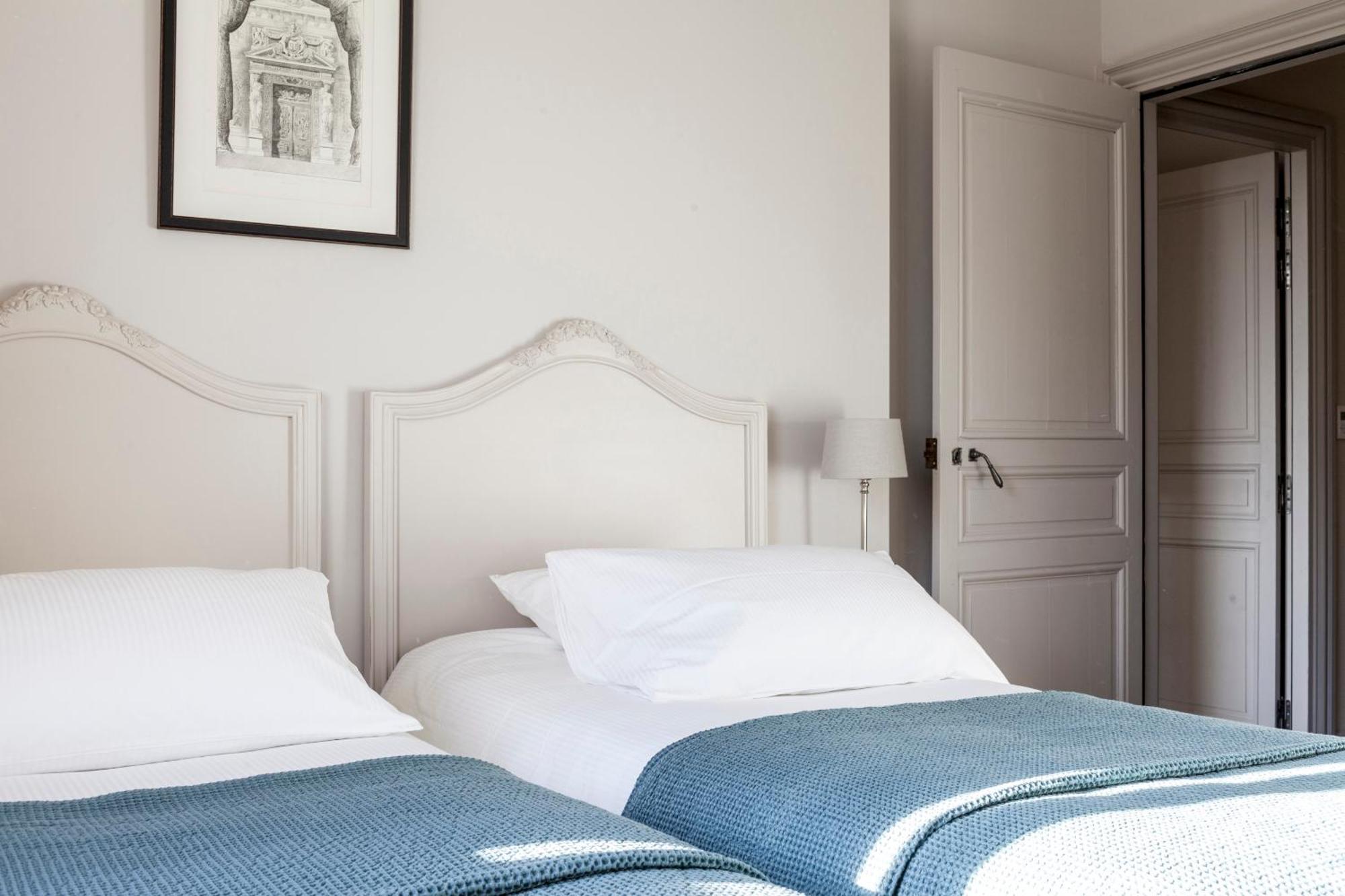 Chateau St Pierre De Serjac Puissalicon Kamer foto